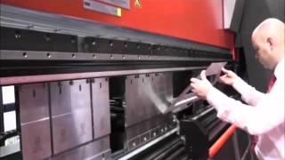 Amada HD 1300 ATC-särmäyspuristin, yleisesittely.mp4