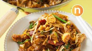 Malaysian Stir-Fried Rice Noodles | Char Kway Teow | Kuey Teow Goreng | 炒粿条 [Nyonya Cooking]