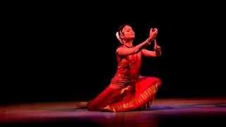 Sandhya Raju performing Kuchipudi Dance -Saraswathi Stuthi