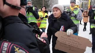 Пенсионерка Надежда Ионина пришла на митинг 31 января 2021 года в Екатеринбурге/ www.serovglobus.ru