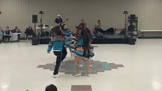 United Thunder Square Dancers - Breakdown, Red River Jig, Orange Blossom Special