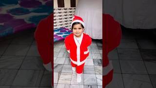 Aapko Kya Chahiye Is Cute Santa Se ‍️