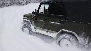 УАЗ на 33 forward safari 500 по снегу.