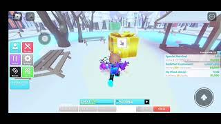 Opening The Big Golden Gift In Roblox My Restaurant! #roblox #robloxmyrestaurant