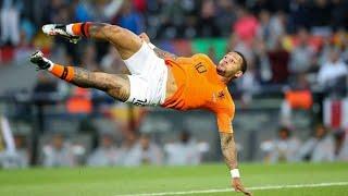 Memphis Depay is Unstoppable in 2021  he has skills, tricks speed and Goals.