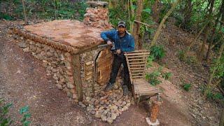 Building Shelter House, Pallets Over a Cliff Rock Roof Wood, Fireplace