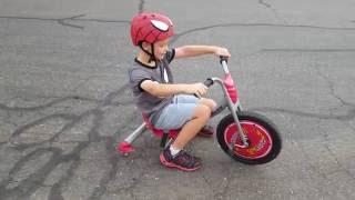 Showing you my Razor Flash Rider 360 Spin & Spark Bike/Tricycle! Trike