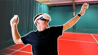 Pro Badminton Players Try VR Badminton