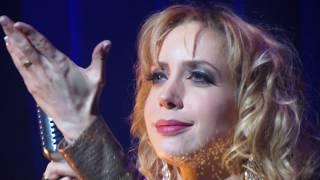 Kiara Sasso - At Last - Show Silhuetas - Teatro Porto Seguro - 23/08/2017 (HD)