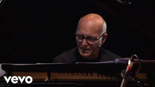 Ludovico Einaudi - Logos (Live in London / 2016)