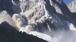 Gigantischer Bergsturz in Graubünden: Eine Lawine aus Stein, Wasser und Erde überrollte das Dorf