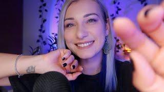 ASMR Tingly mouth sounds (tktk, pluck, clicking) & hand movements 