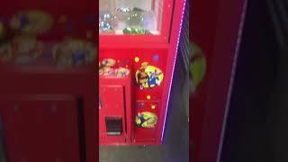 31” BOZO’S BIG PRIZE CLAW MACHINE ARCADE GAME!