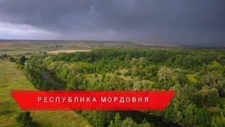 Республика Мордовия, июль 2021 год, поля, деревни, реки - виды с квадрокоптера.