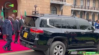 POWER! SEE RAILA ODINGA ENTRANCE TO THE OF OF P.M MUSALIA MUDAVADI OFFICE FOR THEIR JOINT PRESS