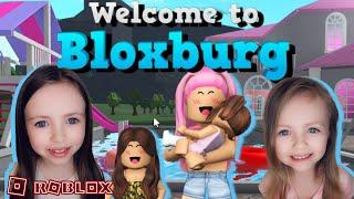 WELCOME TO BLOXBURG RP Roleplay THE STORM Laila and Melaina