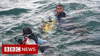 Sriwijaya Air crash: divers search wreckage as black box hunt resumes - BBC News