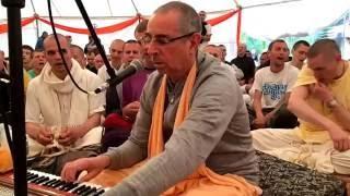 Niranjana Swami – Kirtan at Gauranga festival, Ukraine – 9-Jun-2016