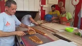 Ankara Kıymalı Pide Hamuru Elle Açılır...Kendini Kral En iyi Sanan Merdaneli Pideceilere Selam...