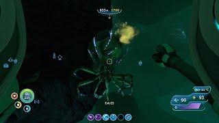 Dealing with Crabsquids in Subnautica!