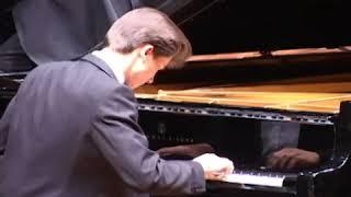 Vladimir Petrov: F. Chopin - Piano Concerto N. 1 in E minor, Op. 11