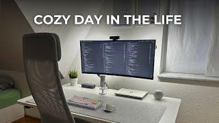 Day in the Life as a Software Engineer | Coding, Food, No commentary