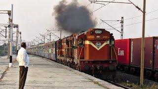 Slowly & Steadily | Chugging & Smoking - 17017 Rajkot - Secunderabad Express !!