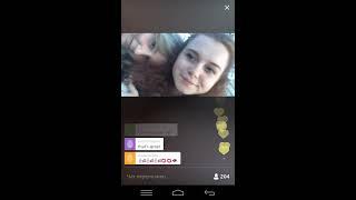 ЛЕСБИ ЦЕЛУЮТСЯ НА КАМЕРУ В Periscope