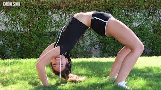 She is so cute and positive - Backbend Yoga - Lovely Outdoor Gymnastic - Handspring - Bekshi