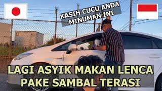 TIBA" ORANG JEPANG NAIK MOBIL BERHENTI KASIH KAMI MINUMAN