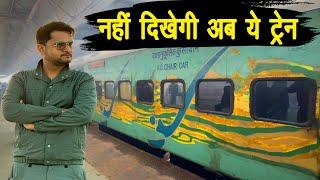 Journey in India’s Last Yuva Express Mumbai-Delhi