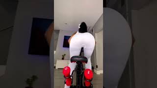 Giantess Ebony Buttcrush On Excercise Bike