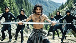 Kung Fu Movie! Sword God, escaping from past feuds, disguises as a beggar to live in anonymity!