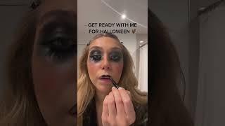 HALLOWEEN MAKEUP: GET READY WITH ME #shorts #halloween