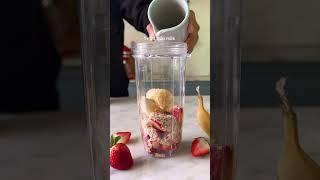 *SUPER EASY* STRAWBERRY CHIA PUDDING RECIPE | EASY AND HEALTHY BREAKFAST RECIPE