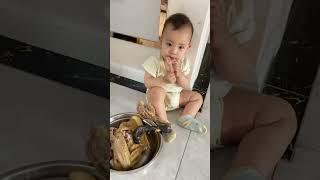 I don't usually let you go hungry, do I Your dad bought this to serve guests#funny#Cutebaby