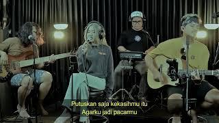 PUTUSKAN SAJA PACARMU "Braves Boy" \\PEMUDA BERBAHAYA FEAT SALLSA BINTAN COVER+LIRIK