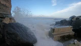 Super slow-motion waves at Staithes Harbour - 200 FPS, Gopro Hero 10