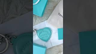 #unboxing : TIFFANY & CO. Leather Heart Charm  - #tiffany #tiffanyandco #tiffanyheart #tiffanyblue