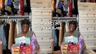 UNBOX WITH ME | THOUGHTFUL DELIVERY GIFT FOR A NEW MOM