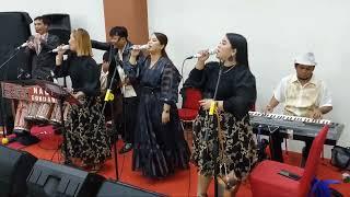 Nadeak Sister Live di Gedung Pertemuan Ronatama Depok.