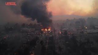 Incendi Los Angeles, quel che resta di Altadena: la devastazione ripresa dal drone