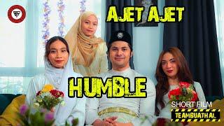 PEREMPUAN AJET-AJET HUMBLE