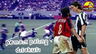 Pemain Bola Emosian, Mending Lari Aja Kalo Ketemu