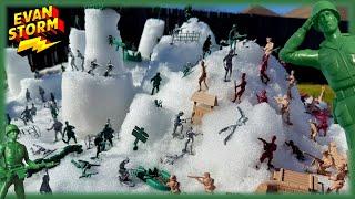 Plastic Toy Army Men Snow Battle: Family Playtime 2v2