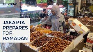 Markets packed in Jakarta as Ramadan starts