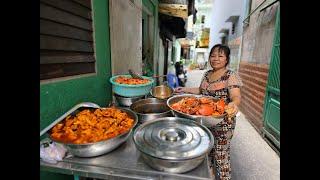 Trùm bánh canh cua Sài Gòn dùng kỹ thuật trộn gạch son và gia vị hấp dẫn