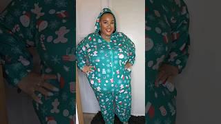 I LOVE MY COZY ADULT ONESIE FROM BLOOMCHIC..IM COMFORTABLE #onesie  #plussizefashion #BLOOMCHIC