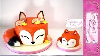 Mommy Fox and her Kit Smash Cakes