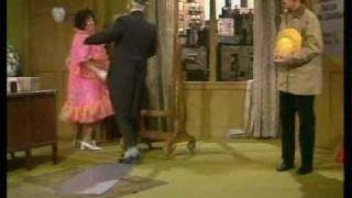 THE RED SKELTON SHOW - MAMA CASS ELLIOT AND CHAD EVERETT